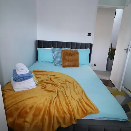 West Dulwich Home 28 Mins To London Victoria
